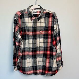 Old Navy Boyfriend Shirt Plaid Flannel Shirt
